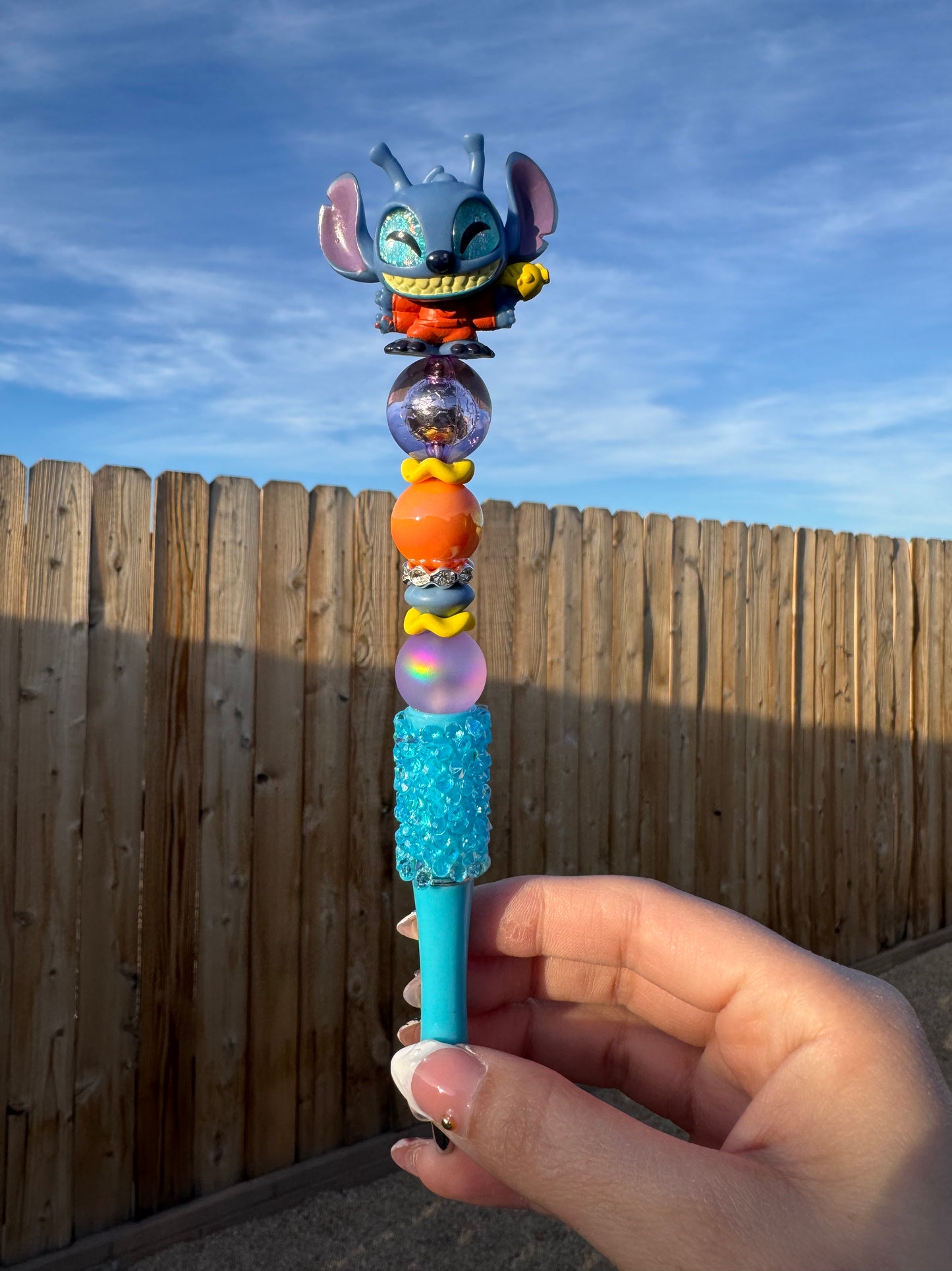 Premade Alien Pen